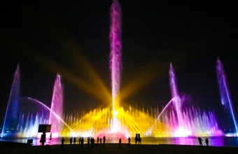 昭山仰天湖音樂(lè )噴泉