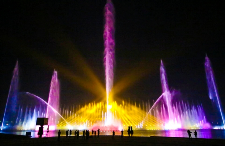 昭山仰天湖音樂(lè)噴泉